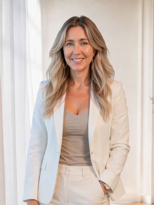 Image of Liz Lambert Best IFS, EMDR, Somatic Psychotherapist Leslieville Toronto